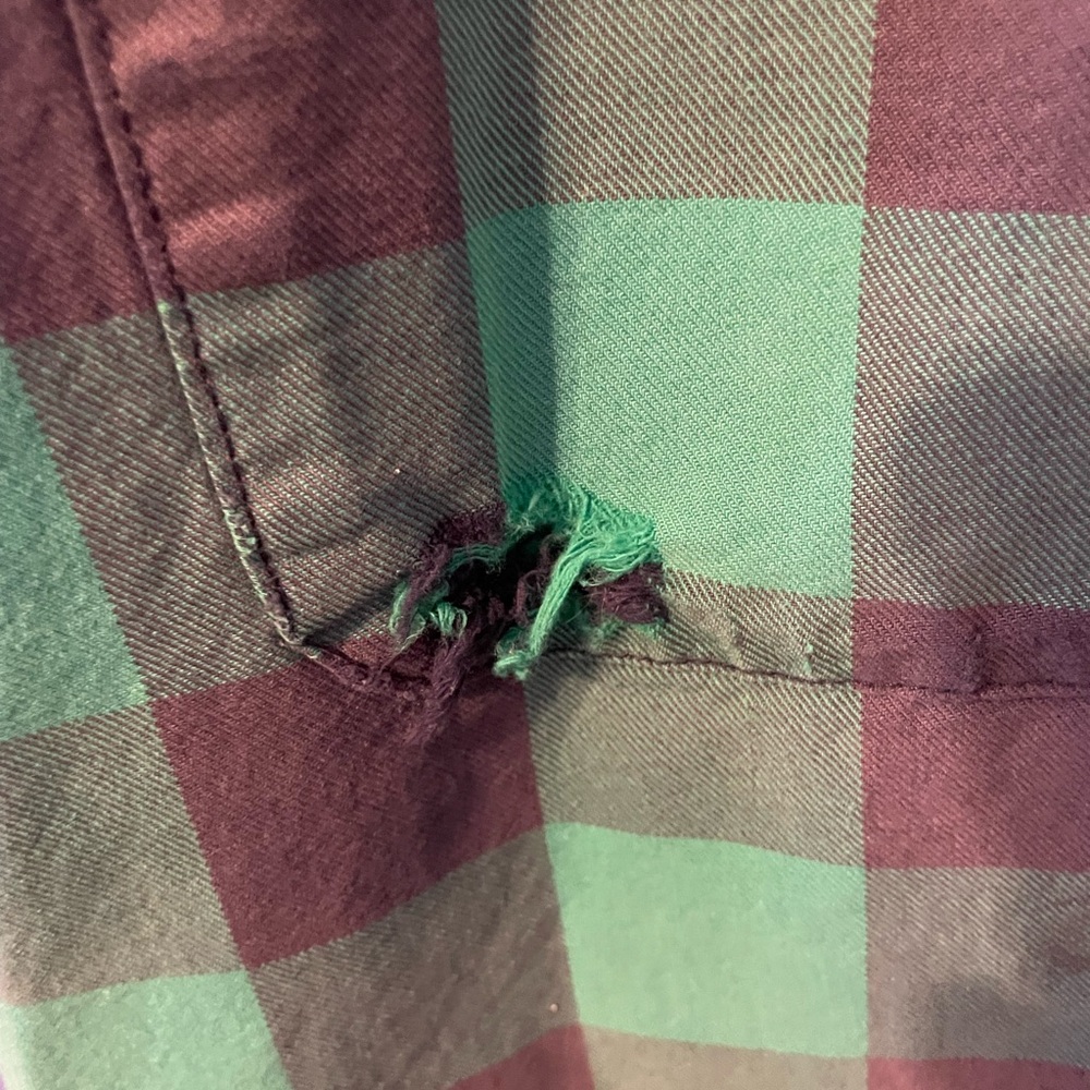 FR Green and Black Plaid Shirt - Picture 4 of 6